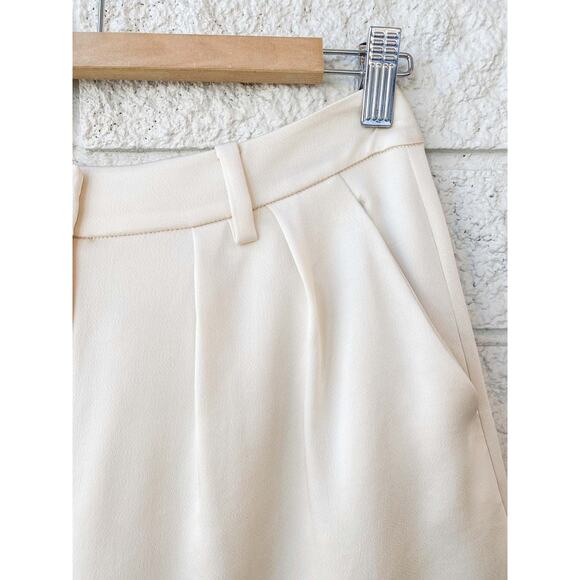 Simkhai Devan Silky Pleated Shorts in Ecru ivory Cream US 4 NEW NWT - Picture 7 of 13